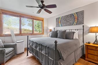Trails End Lodge 104