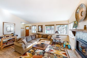 01 Living Room
