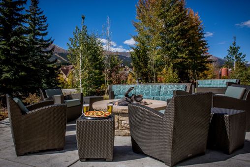 Outdoor Fire Pit