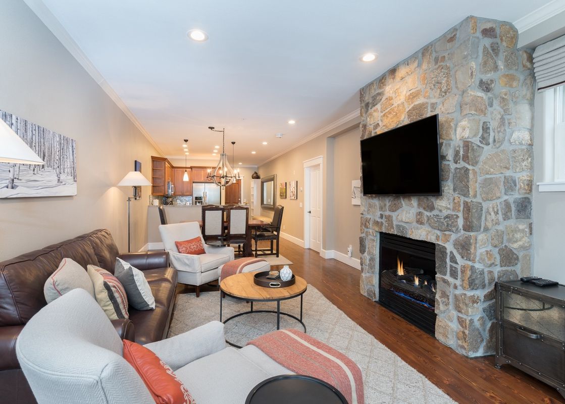 River Club 203