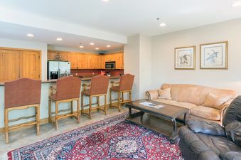 Bear Creek Lodge 305A