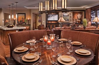 Panorama Peak Penthouse One Steamboat Place 601