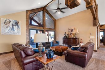 20 Raspberry Ridge Lodge