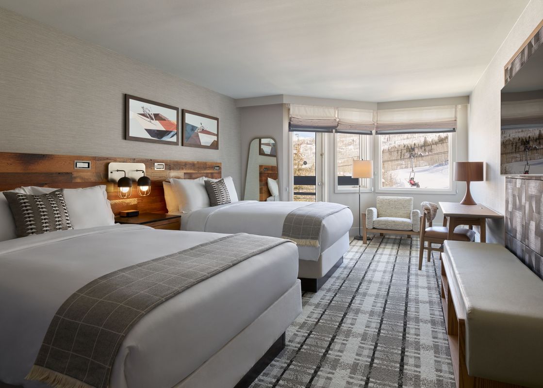 Viewline Resort Classic Two Queen Room