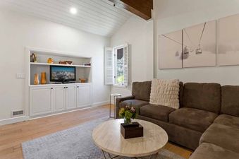 Trails End Lodge 501