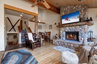 04 Living Room