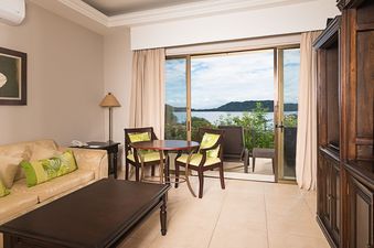 03 Occidental Papagayo Deluxe Bay View Room