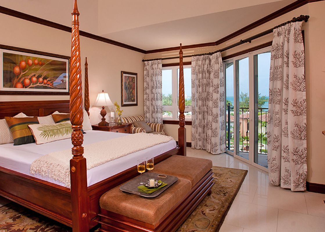 01 Italian Oceanview T2
