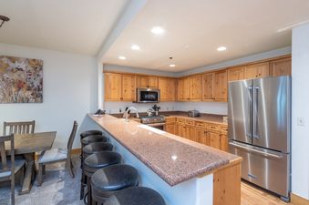 Bear Creek Lodge 106