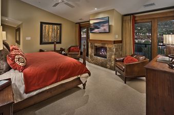 Summit Peak Penthouse One Steamboat Place 803