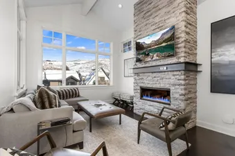 01 Crown Manor Living Room
