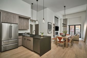 Three Bedroom Resort 2 King and Bunks Townhouse
