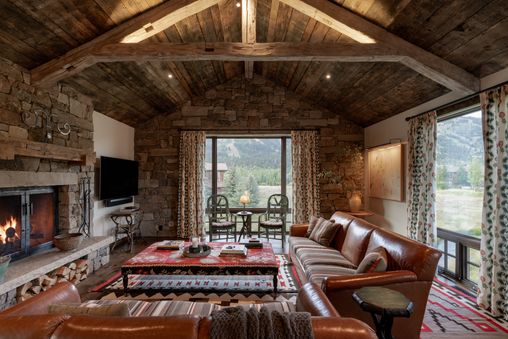Multiple Fireplaces