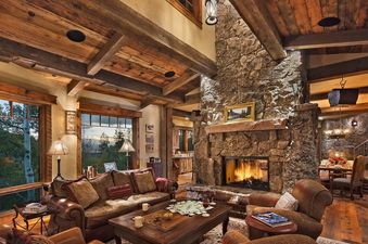 02 Living Room