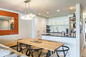 Dining Area & Kitchen
