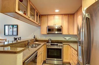 Park Avenue Lofts 205
