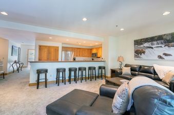Bear Creek Lodge 303A