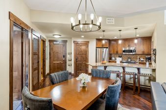 06 Trailhead Lodge 3107