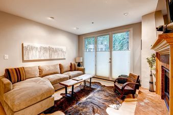 Living Room 7