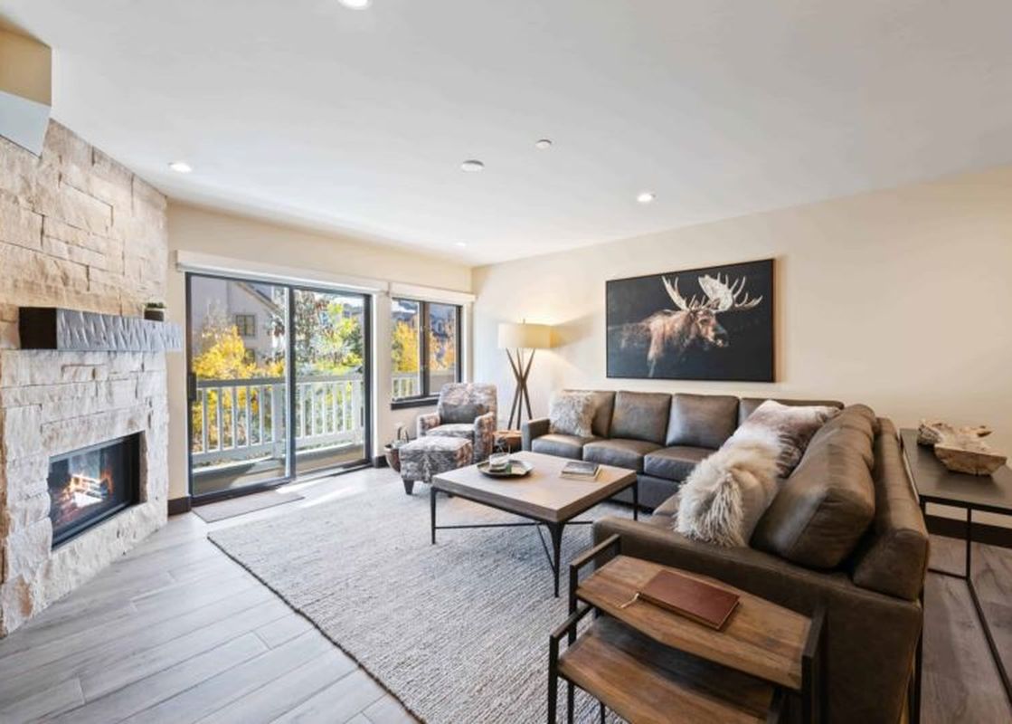 St James Place 427