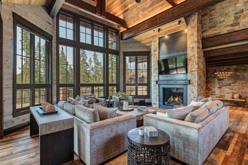 Multiple Fireplaces