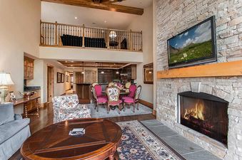 mountain-view-405-Great-Room-3