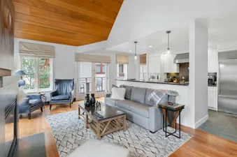 02 Cascades Residence A10