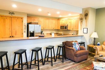 Bear Creek Lodge 301