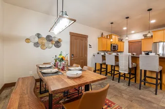 15 Dining and Kitchen