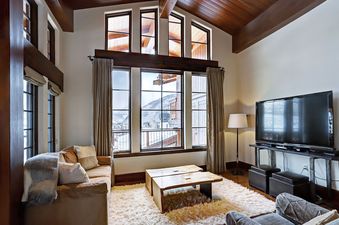 18 The Chalets at The Lodge at Vail C3