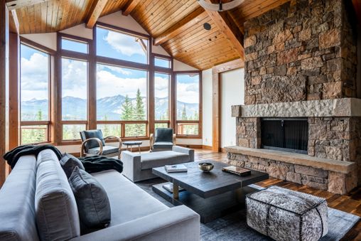 Multiple Fireplaces