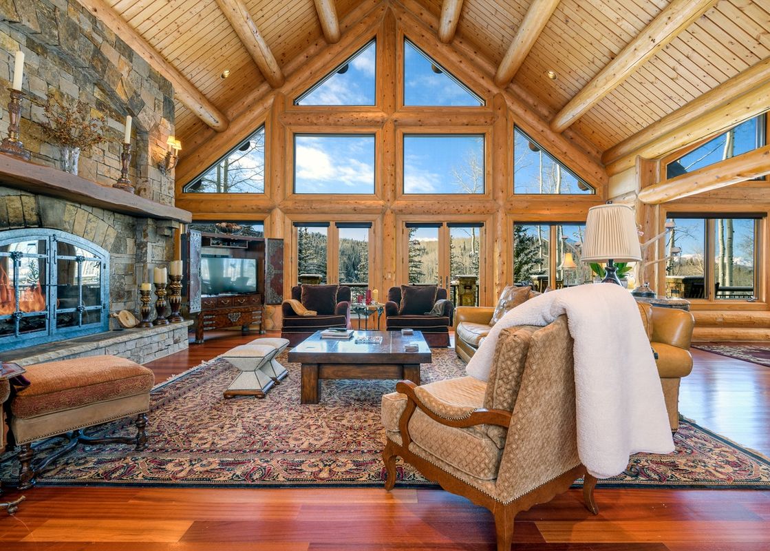 02 Living Room