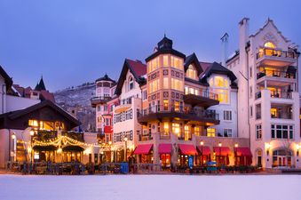 VailResorts Arrabelle SlopesideExterior2 HighRes