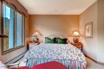 15-Highlands-Slopeside-500-Bed-B2