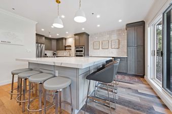 05 Kitchen