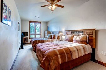 13 BlueSky Breckenridge 305