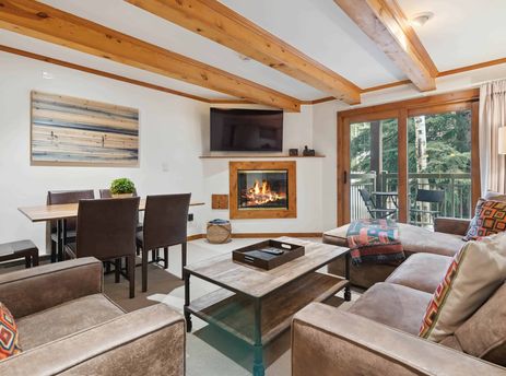 Lodge at Lionshead 120A