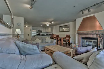 04 Living Room