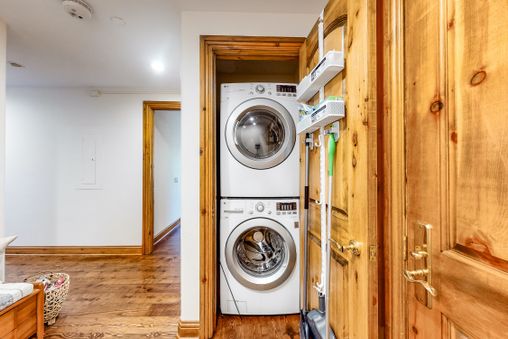 In-residence Washer and Dryer