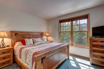 Corral 302W