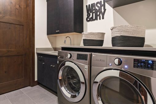 In-residence Washer and Dryer