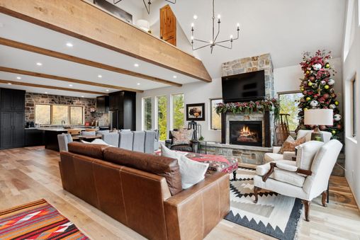 Multiple Fireplaces