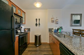 06 Village 2428