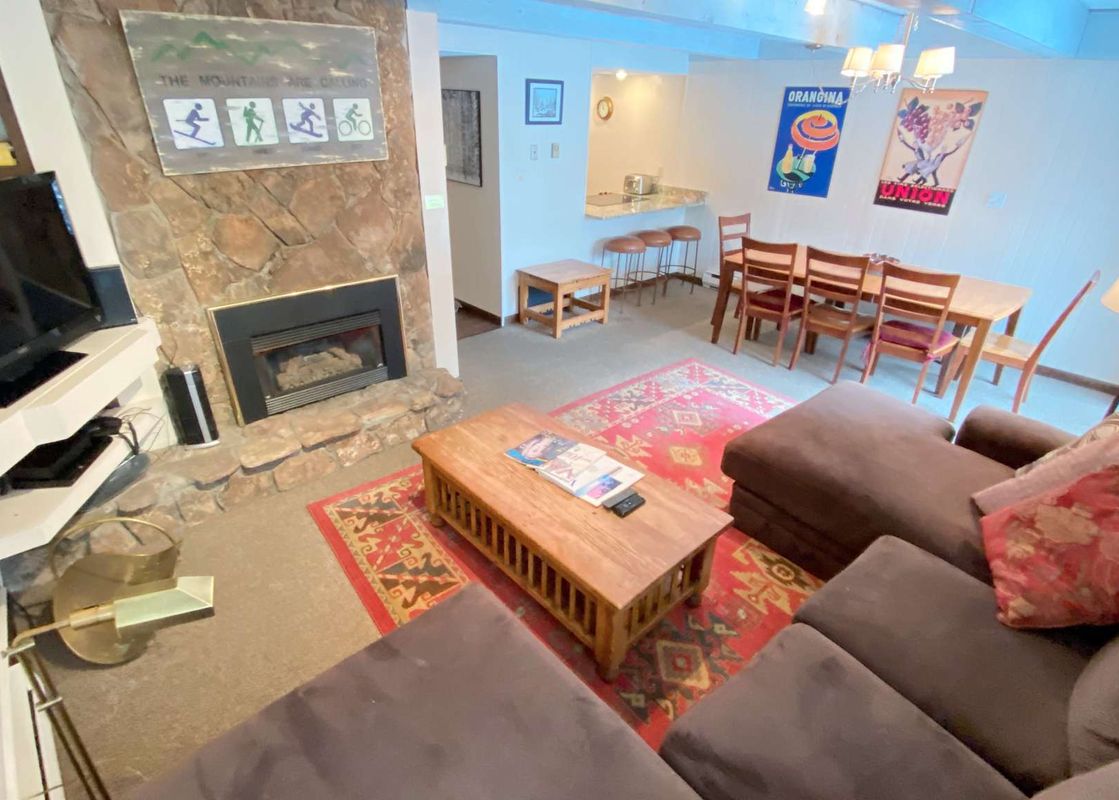 01 Living Room