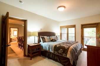 Riverbend Lodge 120