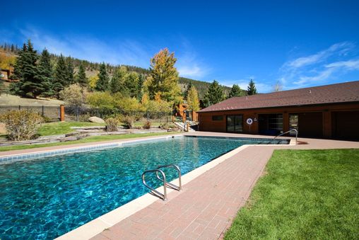 Outdoor Community Pool