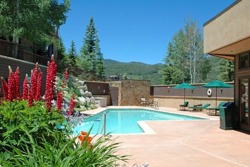 Outdoor Community Pool