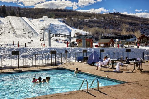 Outdoor Community Pool