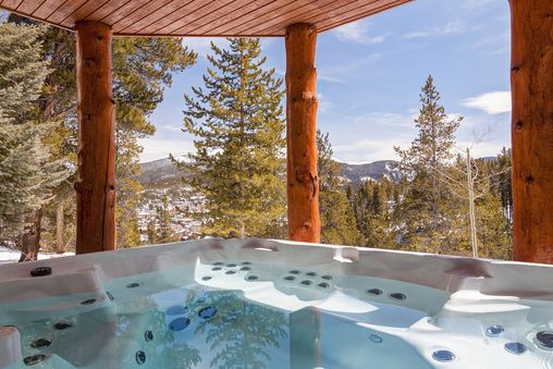 Private Hot Tub
