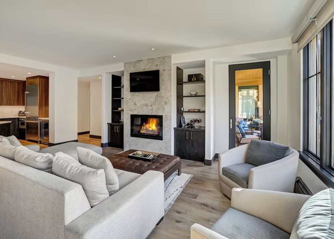 01 Premium 3 BDR Condo